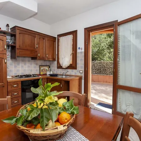 Villino Bordeaux Apartment San Teodoro (Sardinia)