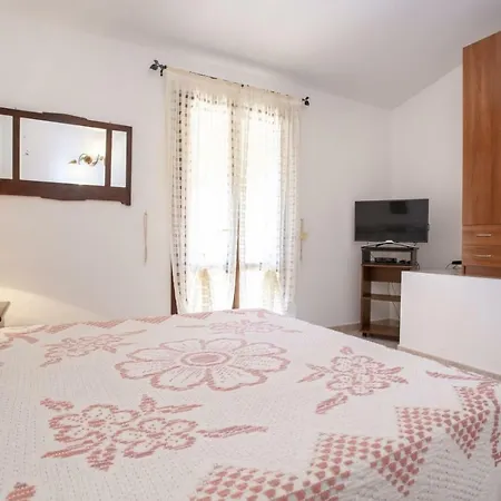 Villino Bordeaux 公寓