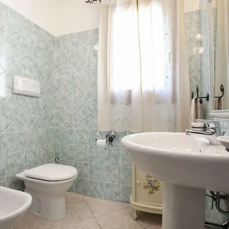 Villino Bordeaux Apartment *
