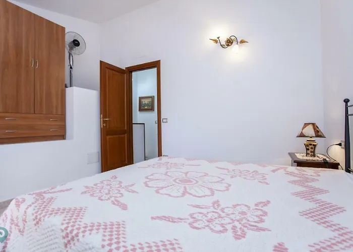 Villino Bordeaux Apartman San Teodoro